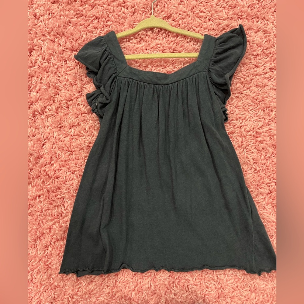 Super cute, chaser tank top